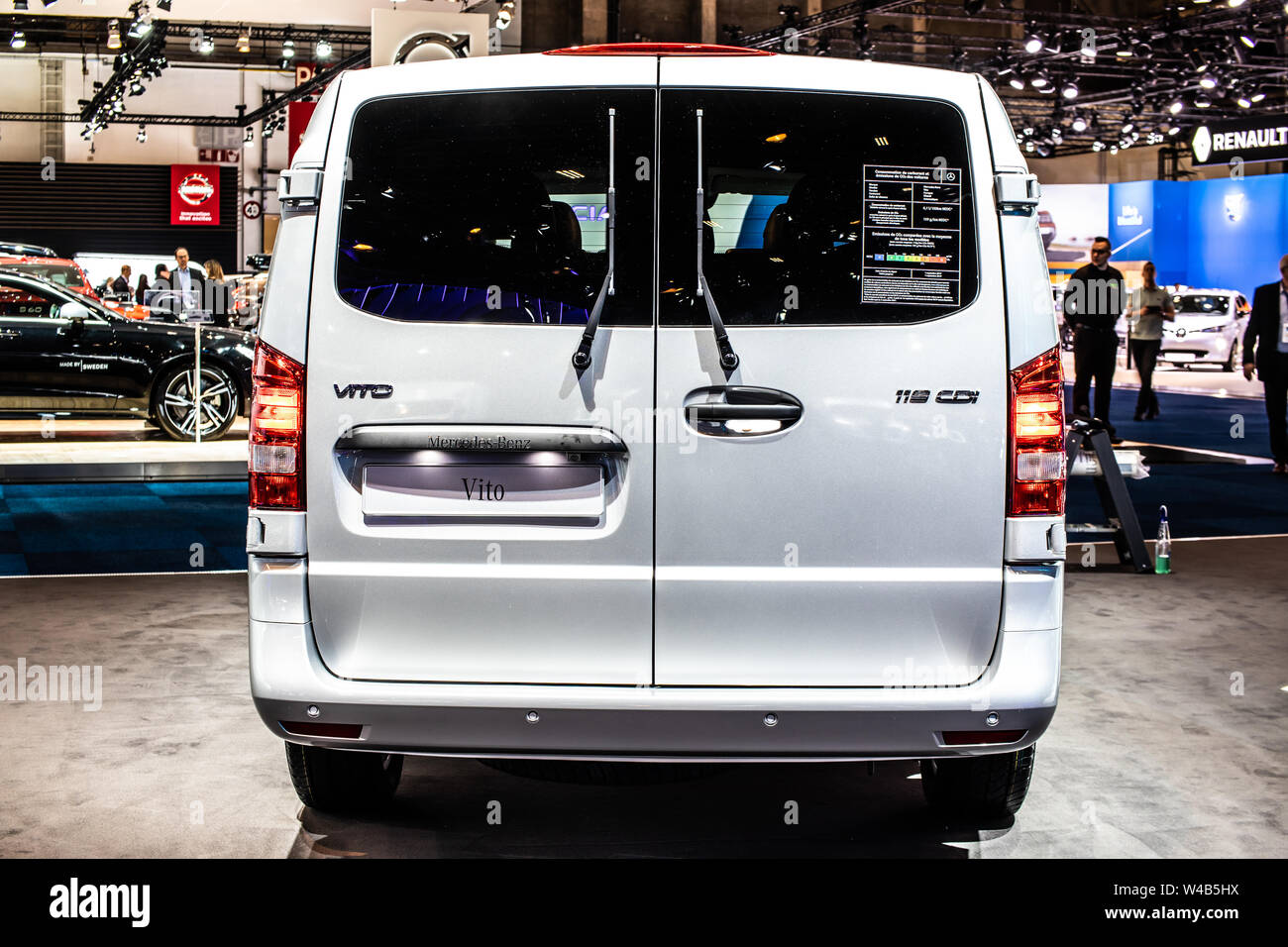 Bruxelles, Belgique, Jan 2019 : Mercedes Vito, Brussels Motor Show, produit par Mercedes Benz, véhicule utilitaire léger comme cargo van, camion Banque D'Images