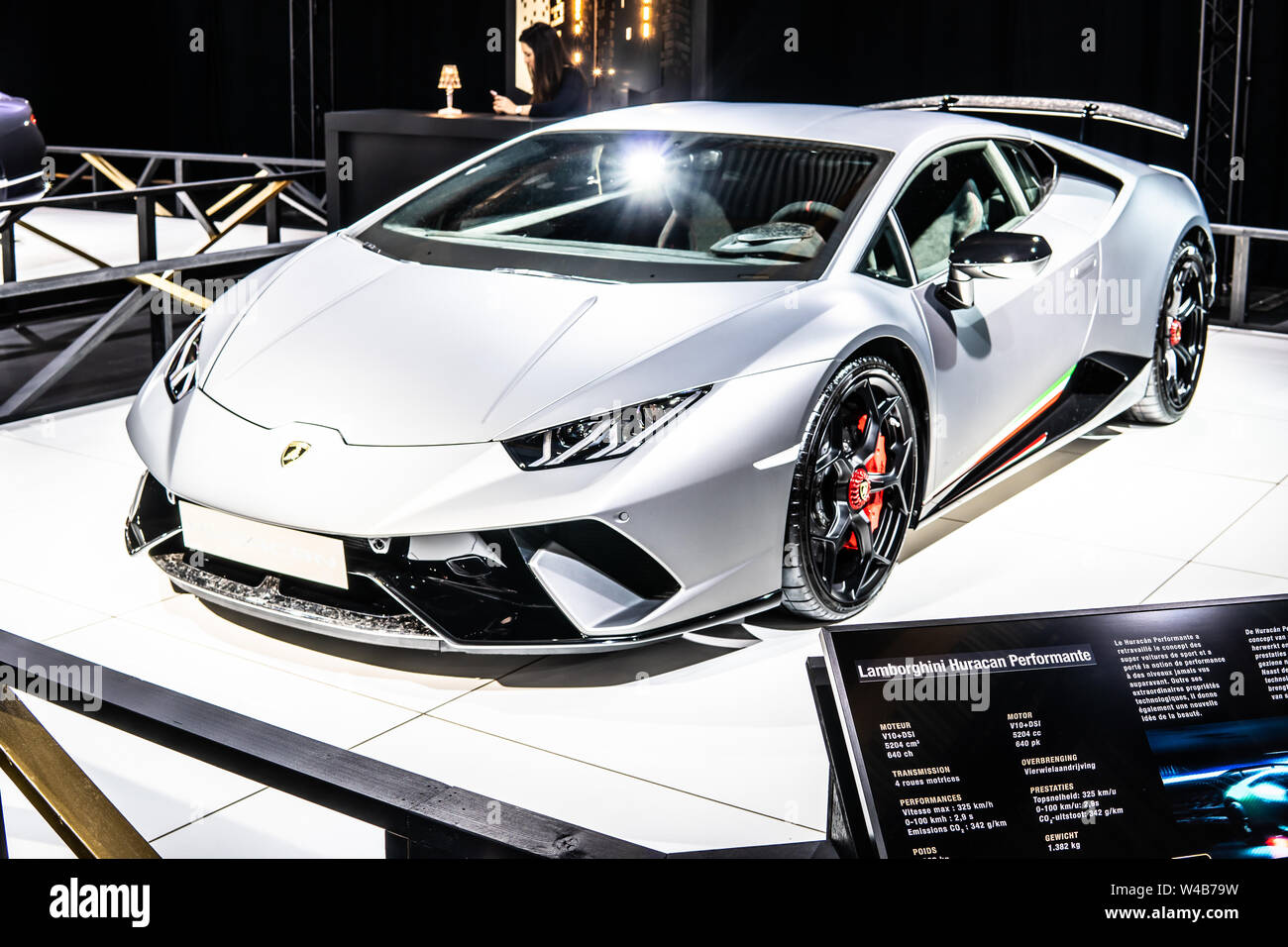 Bruxelles, Belgique, Jan 2019 Lamborghini argenté ouragan performante, Bruxelles Salon de l'automobile, voitures de rêve, fabriqué par l'Italien Lamborghini supercar Banque D'Images