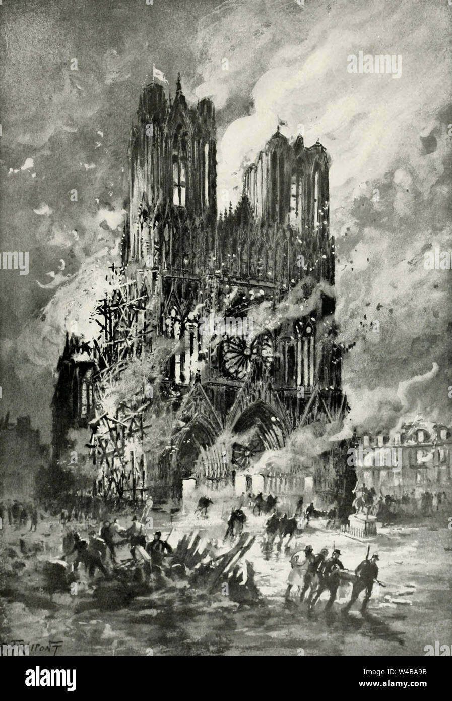 Le crime de 19 septembre - l'incendie de la cathédrale Notre-Dame de Reims - soldats français de procéder à la rescousse des soldats allemands dans la cathédrale - 1914 Banque D'Images