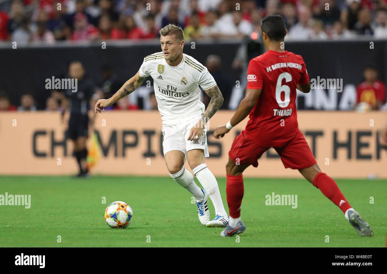 Houston, USA. 21 juillet, 2019. firo : 20.07.2019 Football, Football : 1. Saison 2019/2020 Bundesliga, Real Madrid, Test, Test match, match amical contre le FC Bayern Munich Munich, Audi tournée d'été USA, International Champions Cup 1 : Toni Kroos, Réel 3 duels, Duel, FCB Thiago, l'utilisation de crédit dans le monde entier | : dpa/Alamy Live News Banque D'Images