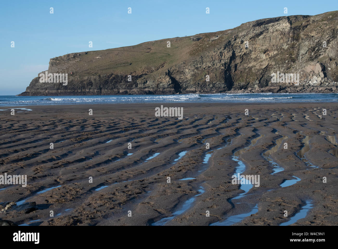 Ripple sur une plage sur la côte nord de Cornwall, Angleterre, Royaume-Uni Banque D'Images