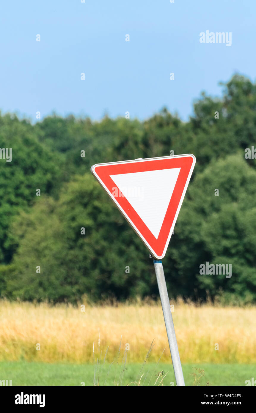 panneau-de-signalisation-en-allemagne-banque-de-photographies-et-d