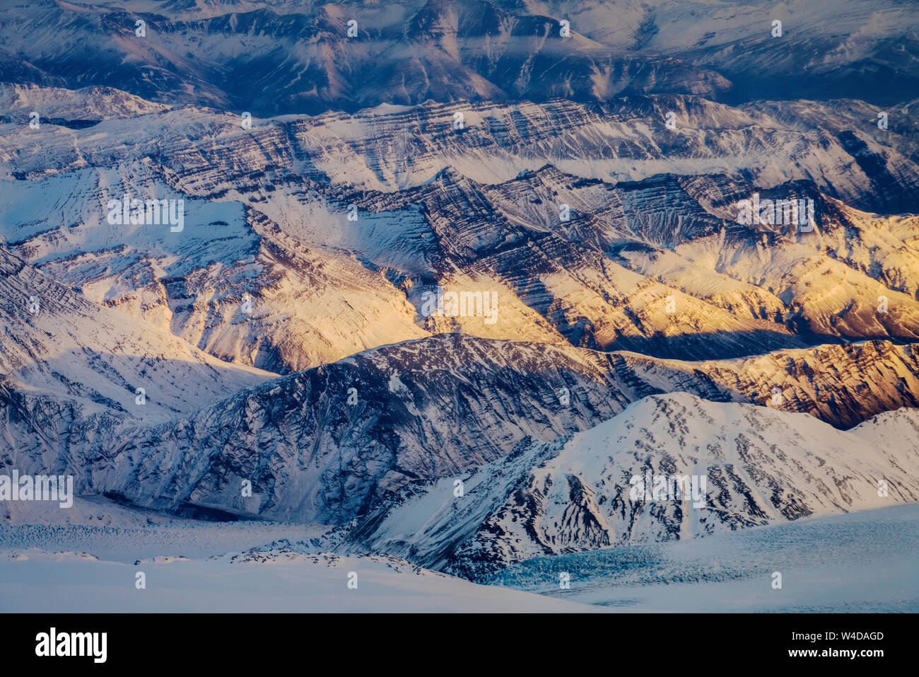 Montagnes enneigées, l'Est de l'Islande Banque D'Images