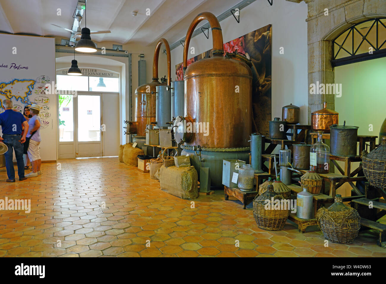 Grasse perfume museum Banque de photographies et d'images à haute  résolution - Alamy