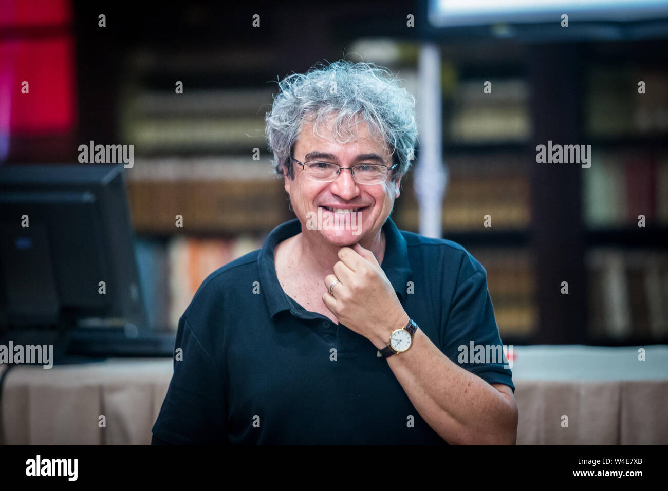 Le physicien théoricien italien Carlo Rovelli pendant un événement à Bologne (Italie) en 2015 Banque D'Images