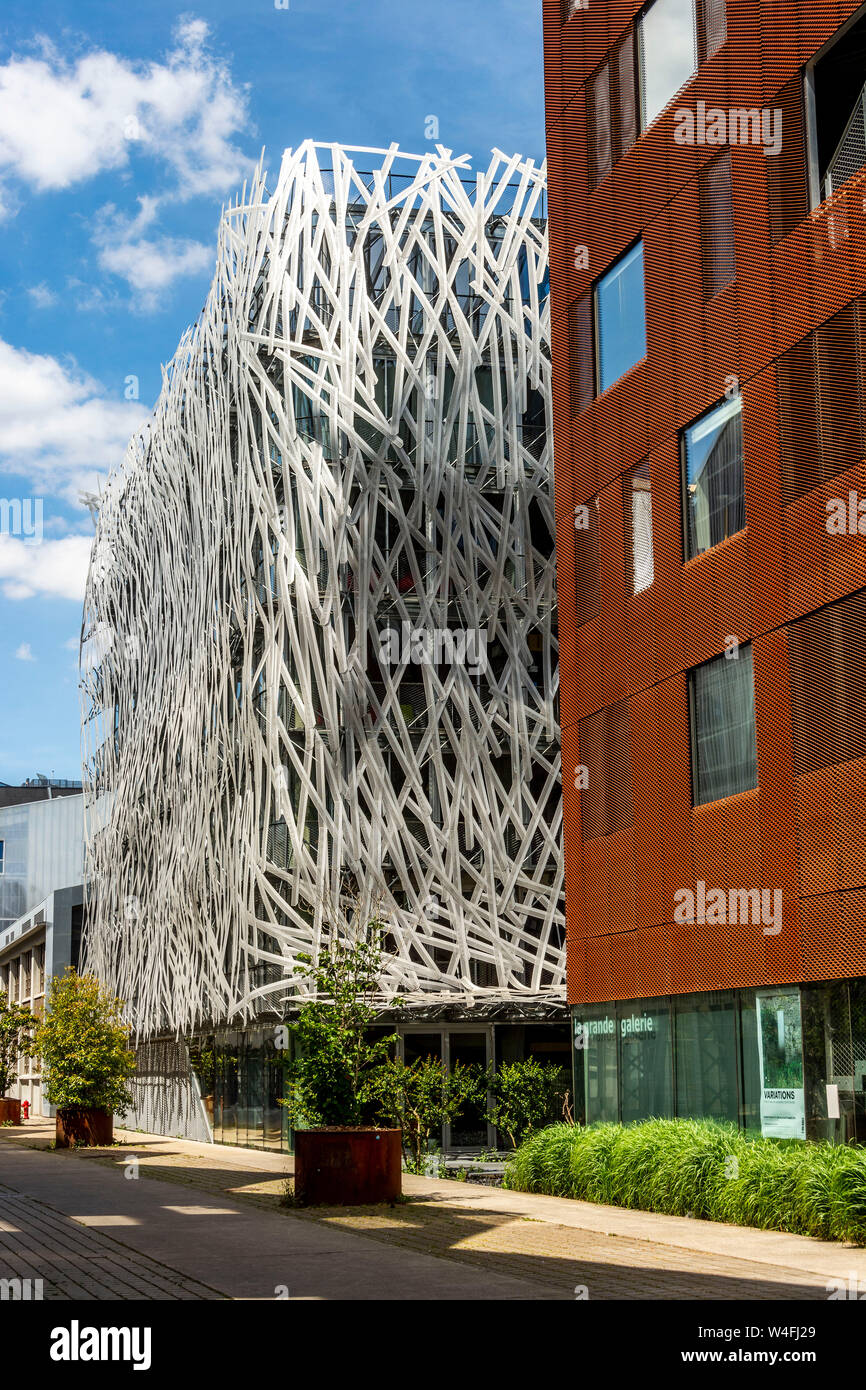 Nantes. Détails de l'architecture contemporaine sur les bâtiments. Loire Atlantique. Les pays de la Loire. France Banque D'Images