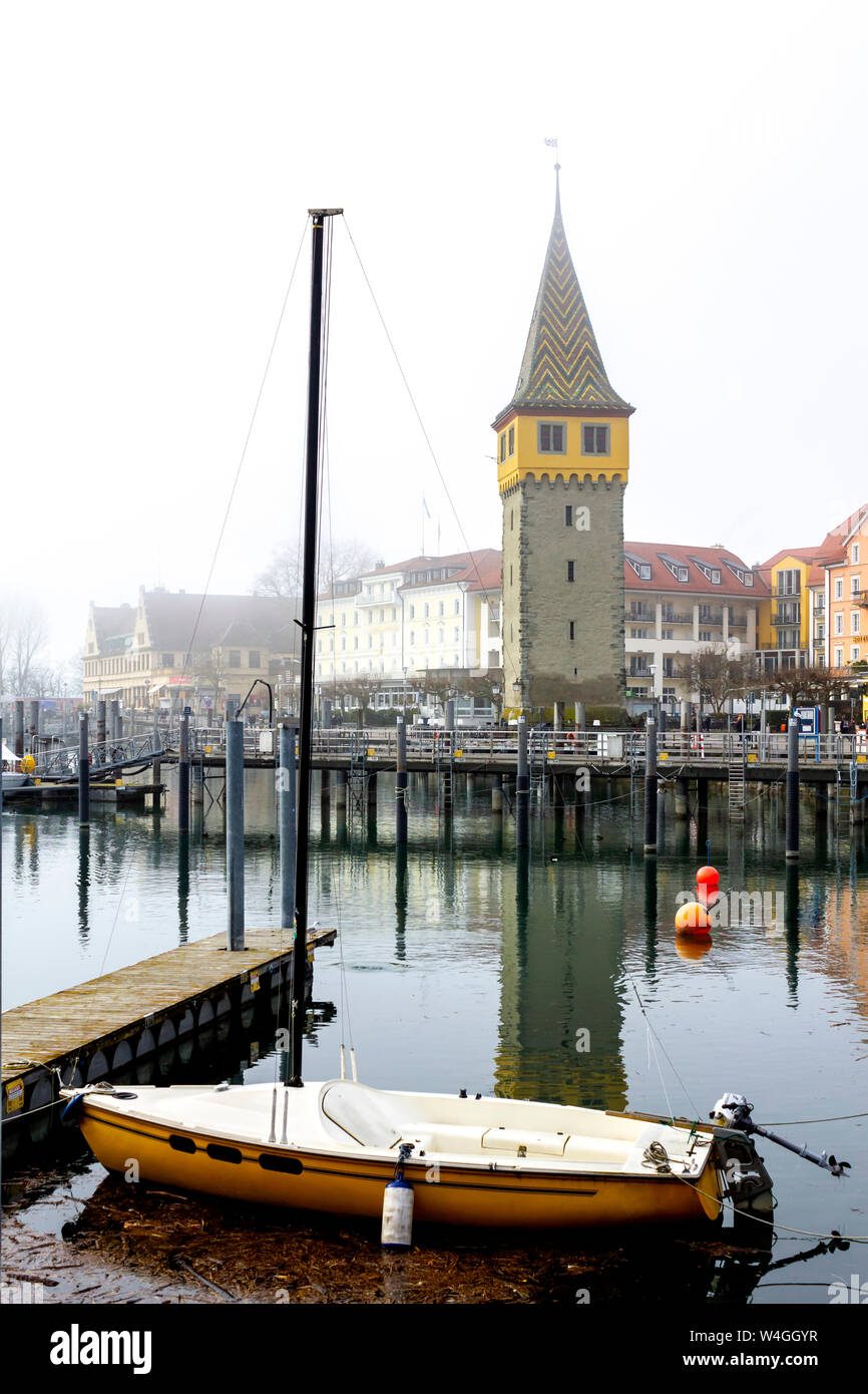 Port de Lindau, sur le lac de Constance, Allemagne Banque D'Images