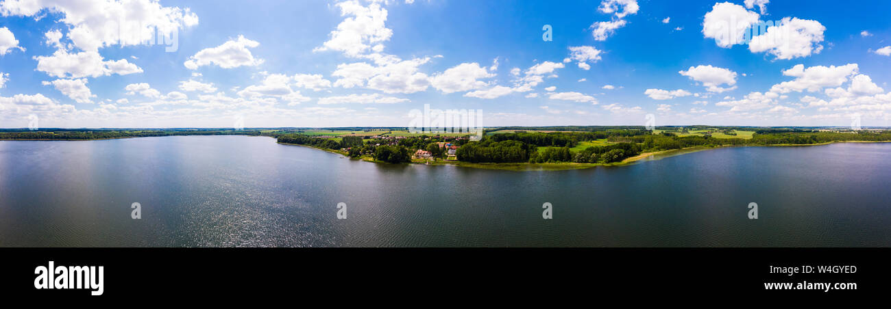 L'Allemagne, de Mecklembourg-Poméranie occidentale, Mecklenburg Lake District, vue aérienne de Torgelow am See, lac Torgelow Banque D'Images