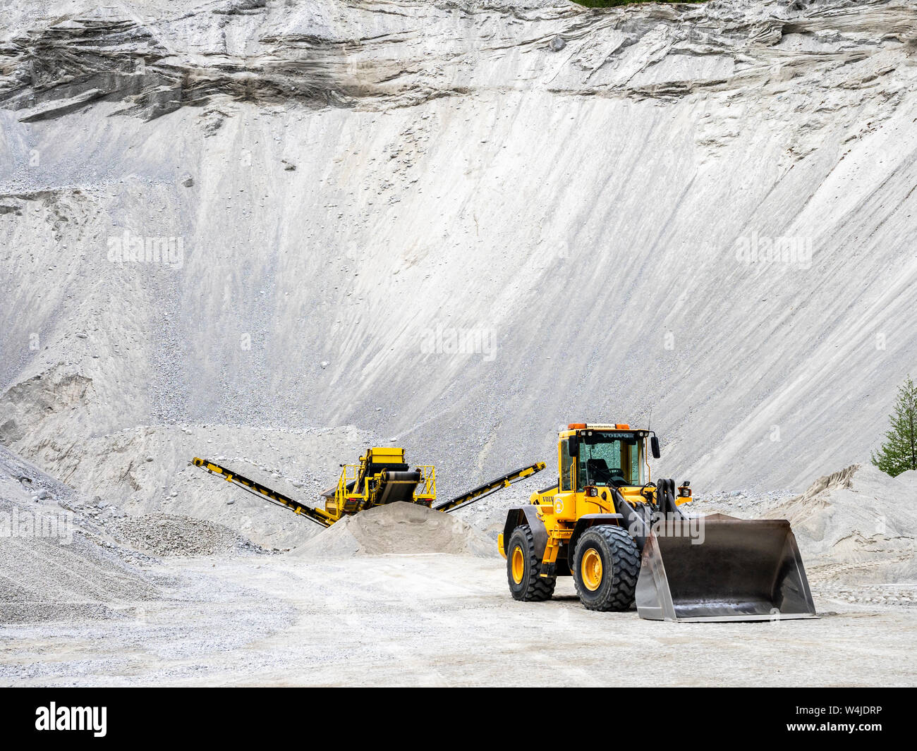 carri-re-de-sable-dans-la-vall-e-de-jostedal-des-s-diments-glaciaires