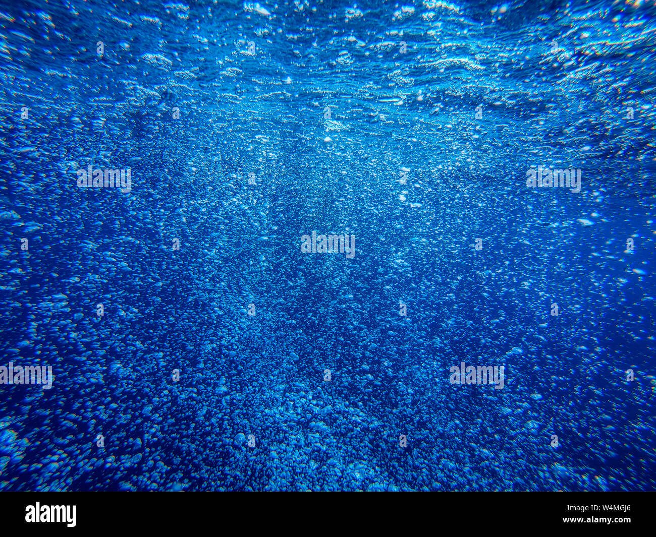 Cette photo montre comment des bulles de divers lieu dans la mer ouverte. La photo a été prise dans les maldives ! Banque D'Images