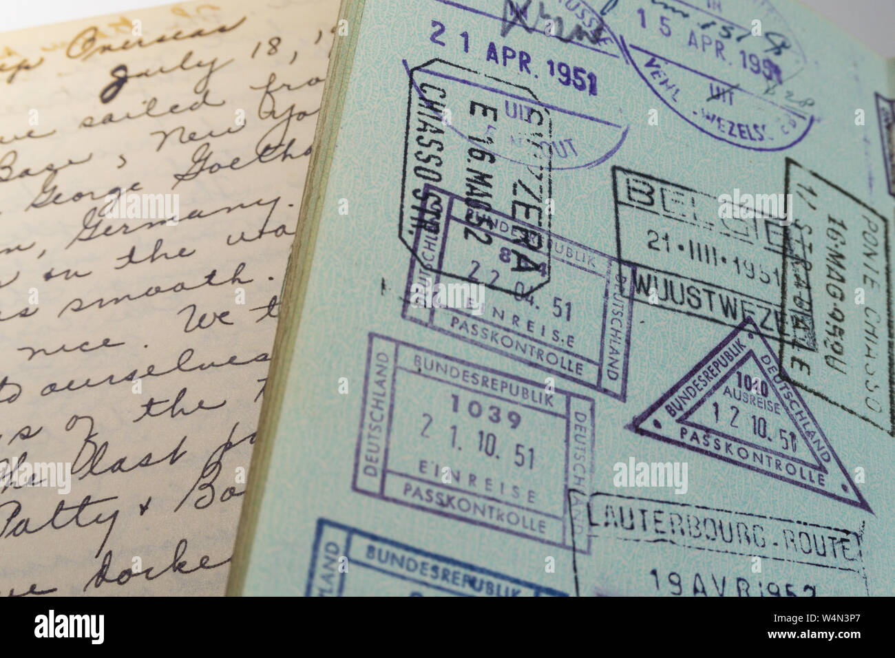 Journal intime et de passeport, 1950 Banque D'Images