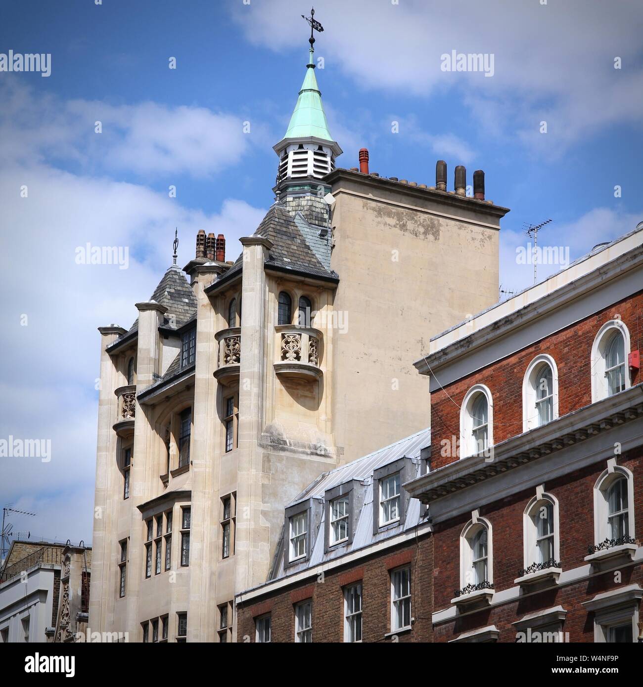 London, United Kingdom - English l'architecture résidentielle. La composition carrée. Banque D'Images