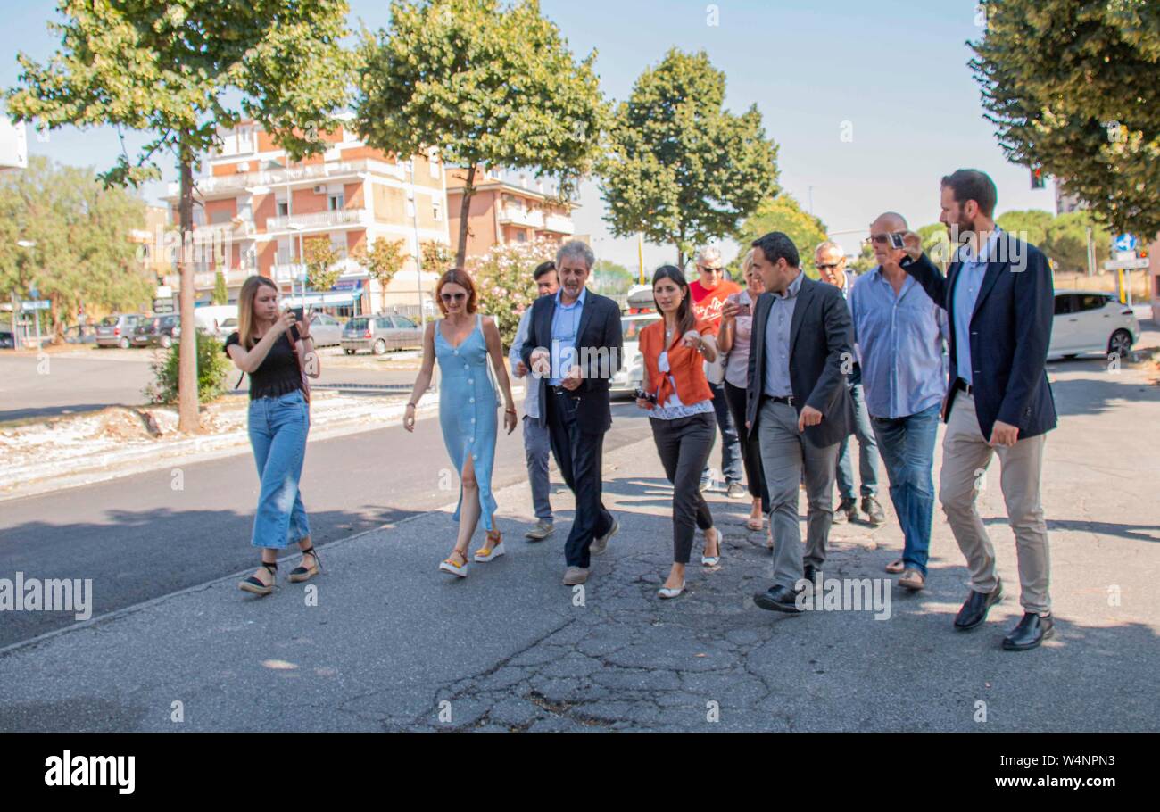 Roma , la Sindaca Virginia Raggi , visita , Via Walter Tobagi Banque D'Images