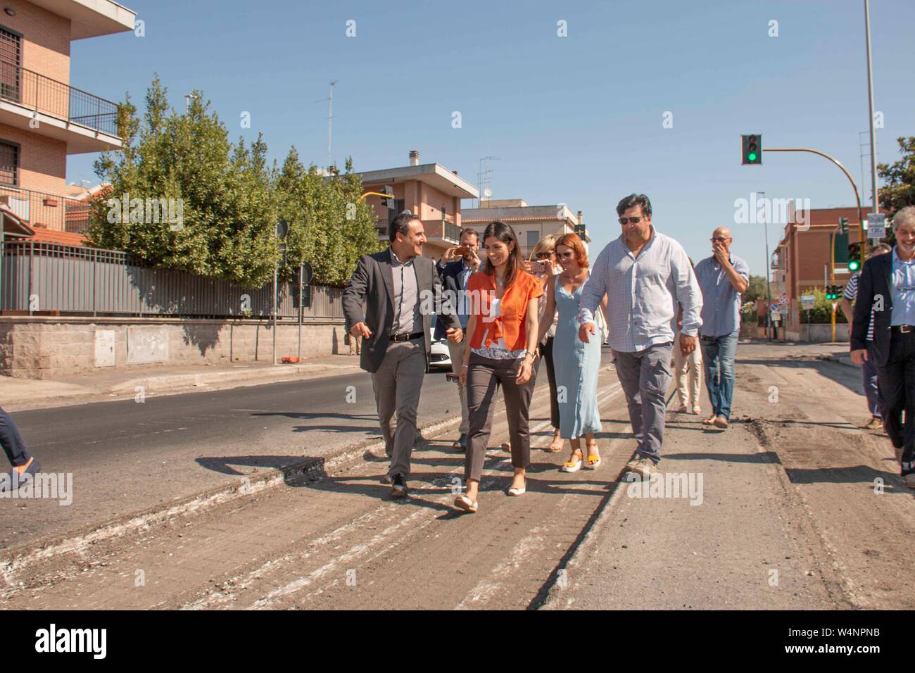 Roma , la Sindaca Virginia Raggi , visita , Via Walter Tobagi Banque D'Images