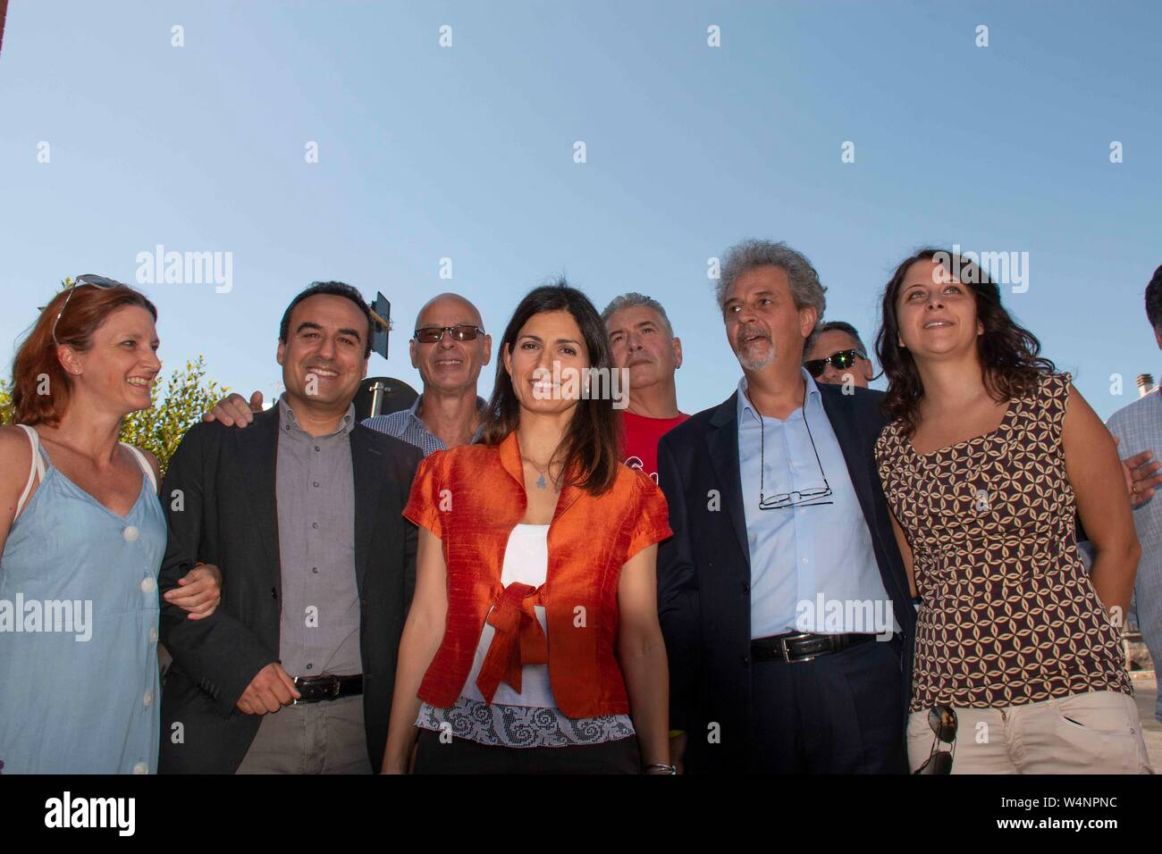 Roma , la Sindaca Virginia Raggi , visita , Via Walter Tobagi Banque D'Images