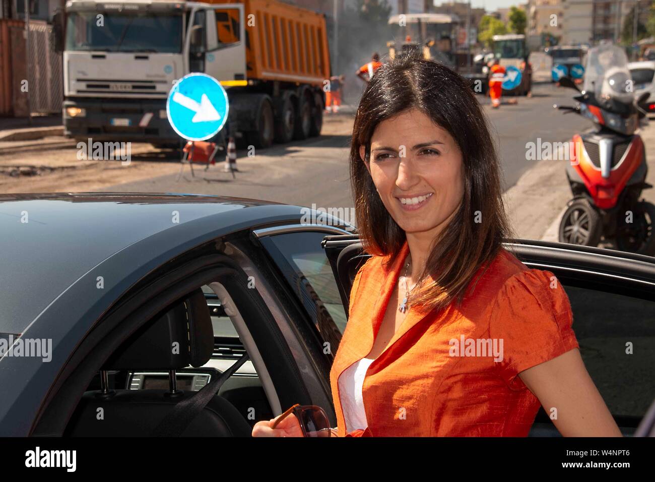 Roma , la Sindaca Virginia Raggi , visita , Via Walter Tobagi Banque D'Images