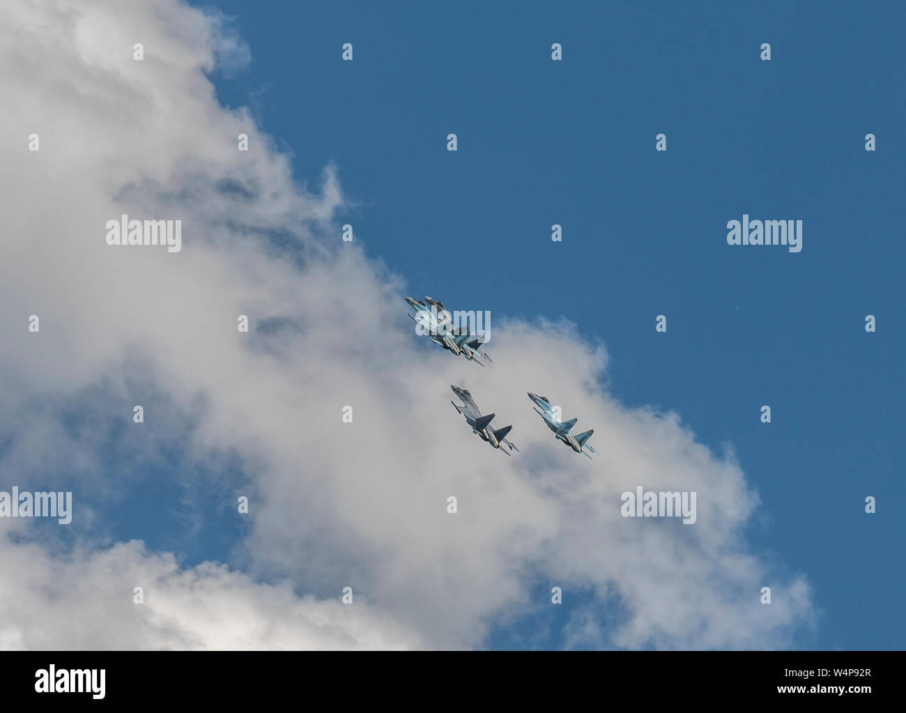 La Russie, Lipetsk, 07.20.2019 Airshow impliquant aerobatic team pèlerins de la Russie en l'honneur de célébrer la Journée de la ville Banque D'Images