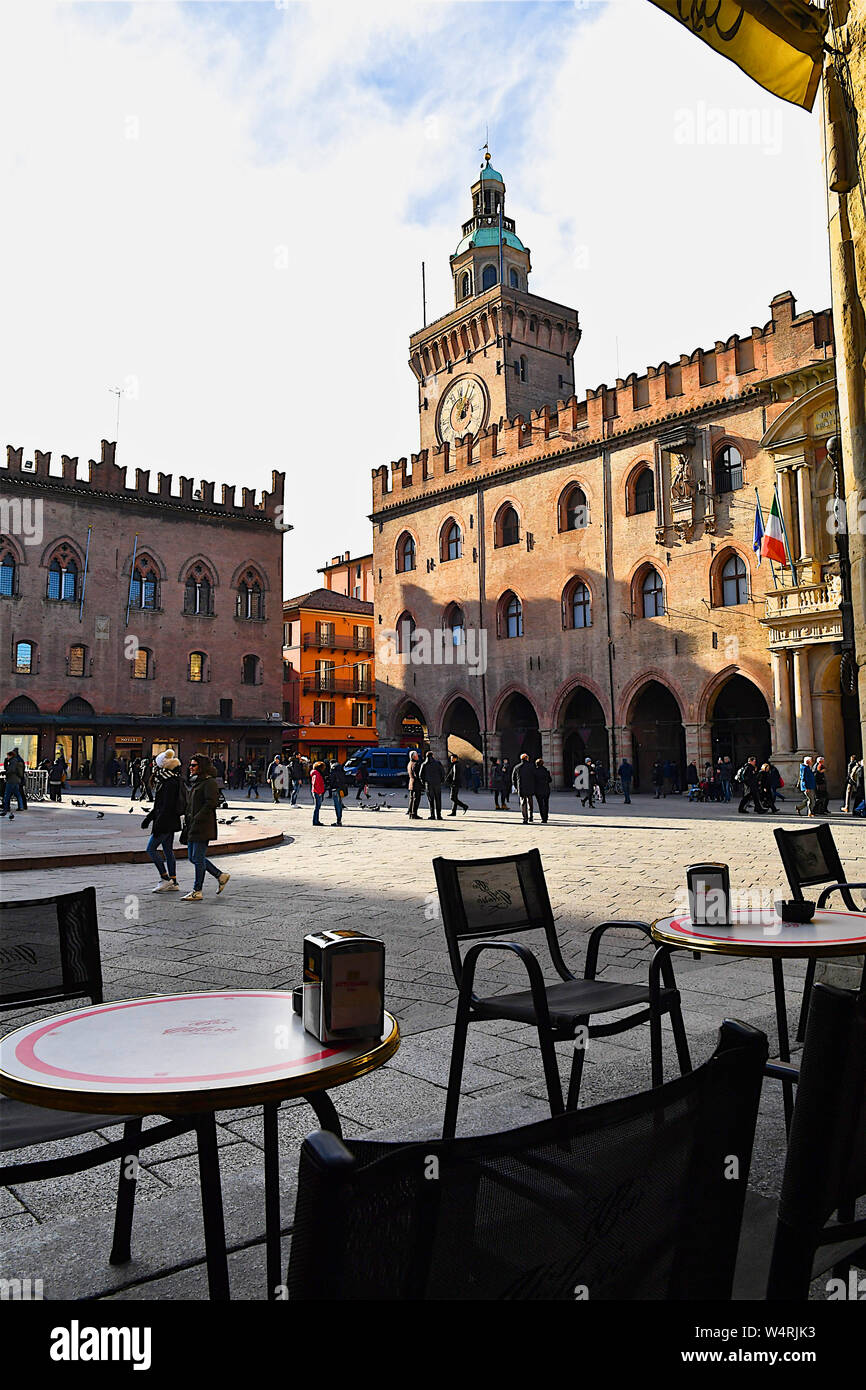 Piazza Maggiore et Palazzo Comunale, Bologne, Emilie-Romagne, Italie Banque D'Images