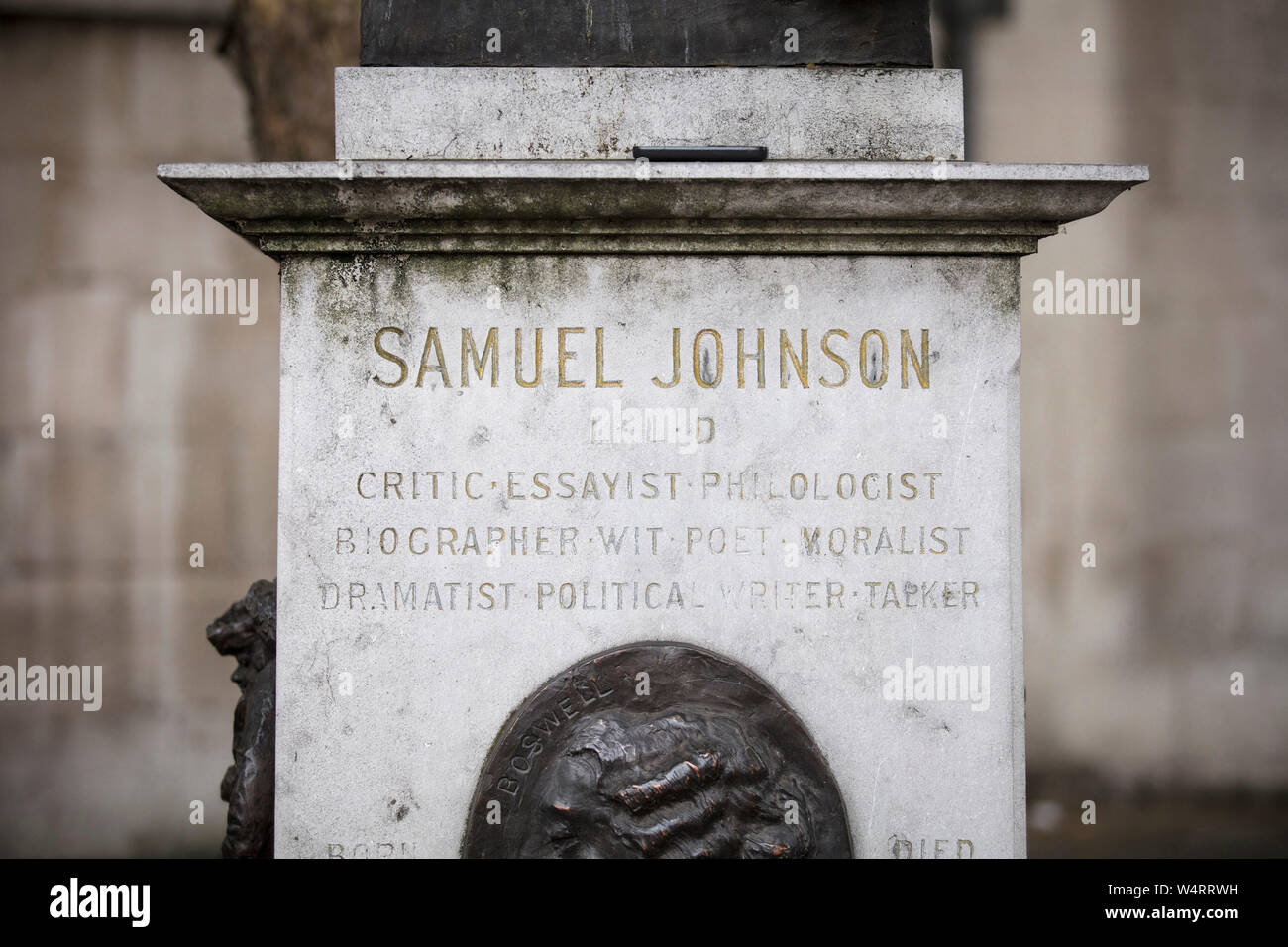 Londres, Royaume-Uni, 17 juillet 2019, Statue de Samuel Johnson sur le Strand Banque D'Images