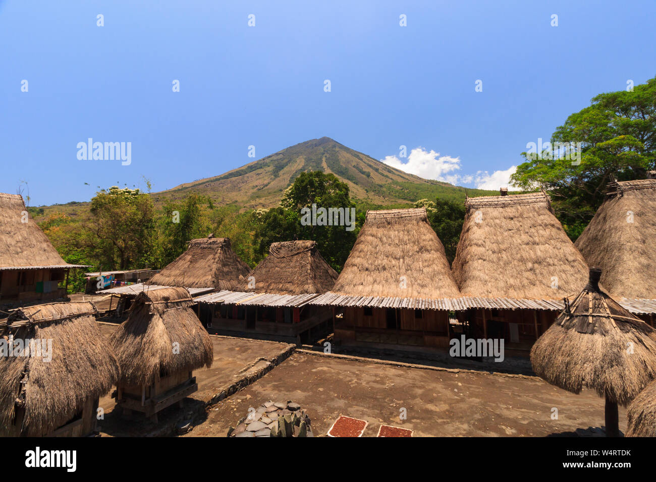 Bena village traditionnel, près de Bajawa, Flores, Indonésie Banque D'Images