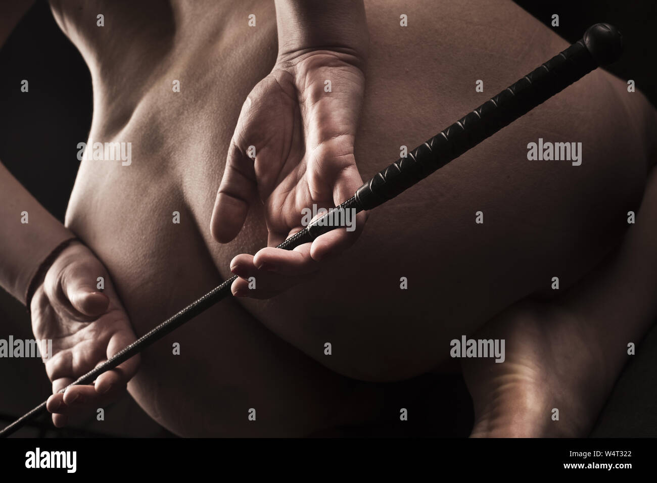 Fille soumise en attente de punition / thème / bdsm fessée Banque D'Images