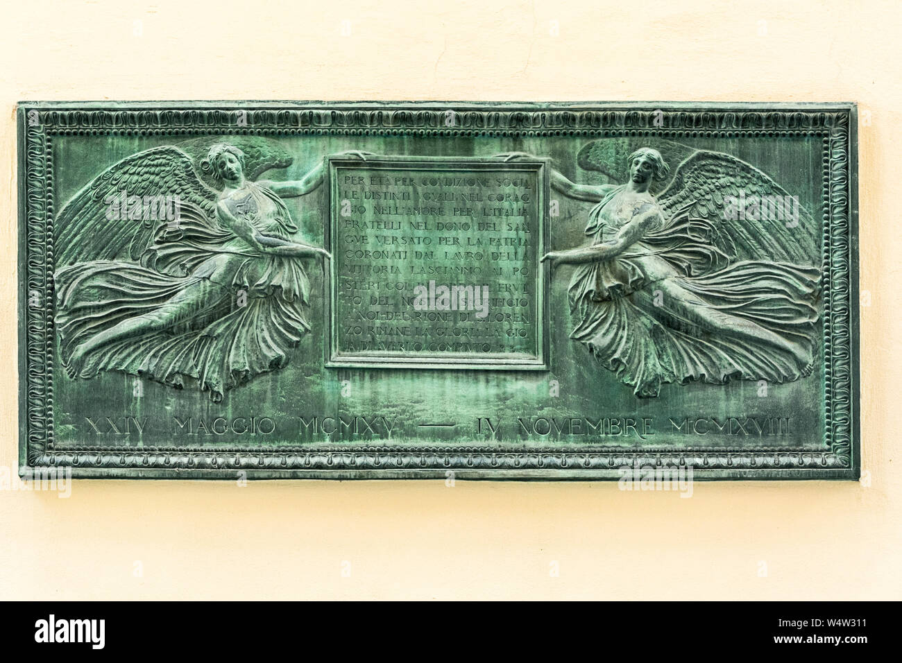 FLORENCE, ITALIE - 13 MAI 2019 - Par eta tire son VGVALI par sociale distinti nel corag gio nell'amore per l'italia Fratelli nel dono del san gve ver Banque D'Images