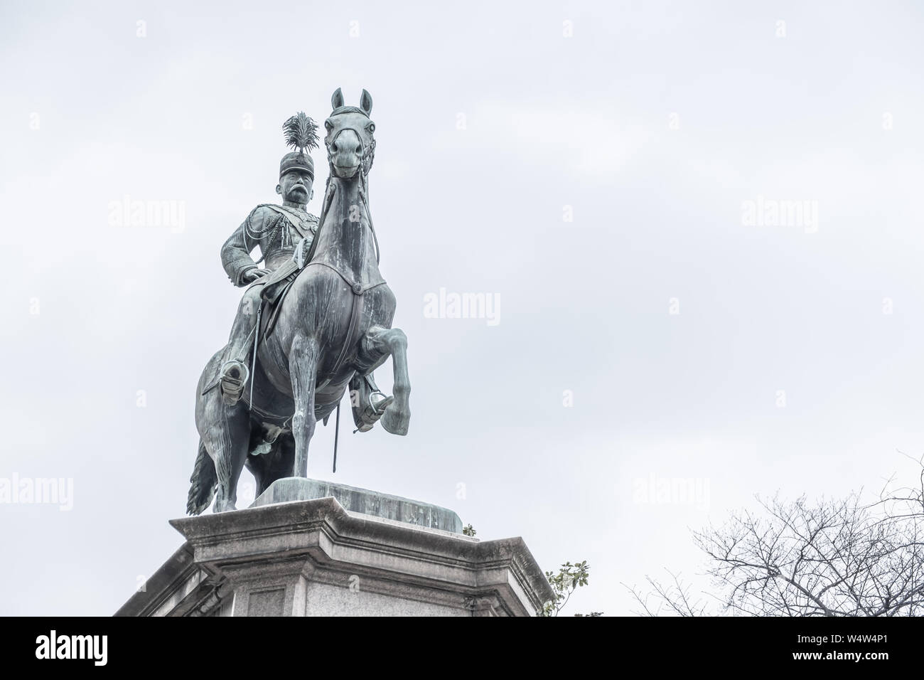 Tokyo, Japon - 17 mars 2019 : vue sur Monument il Komatsunomiya de Prince Impérial Akihito dans le parc Ueno, Tokyo Japon Banque D'Images