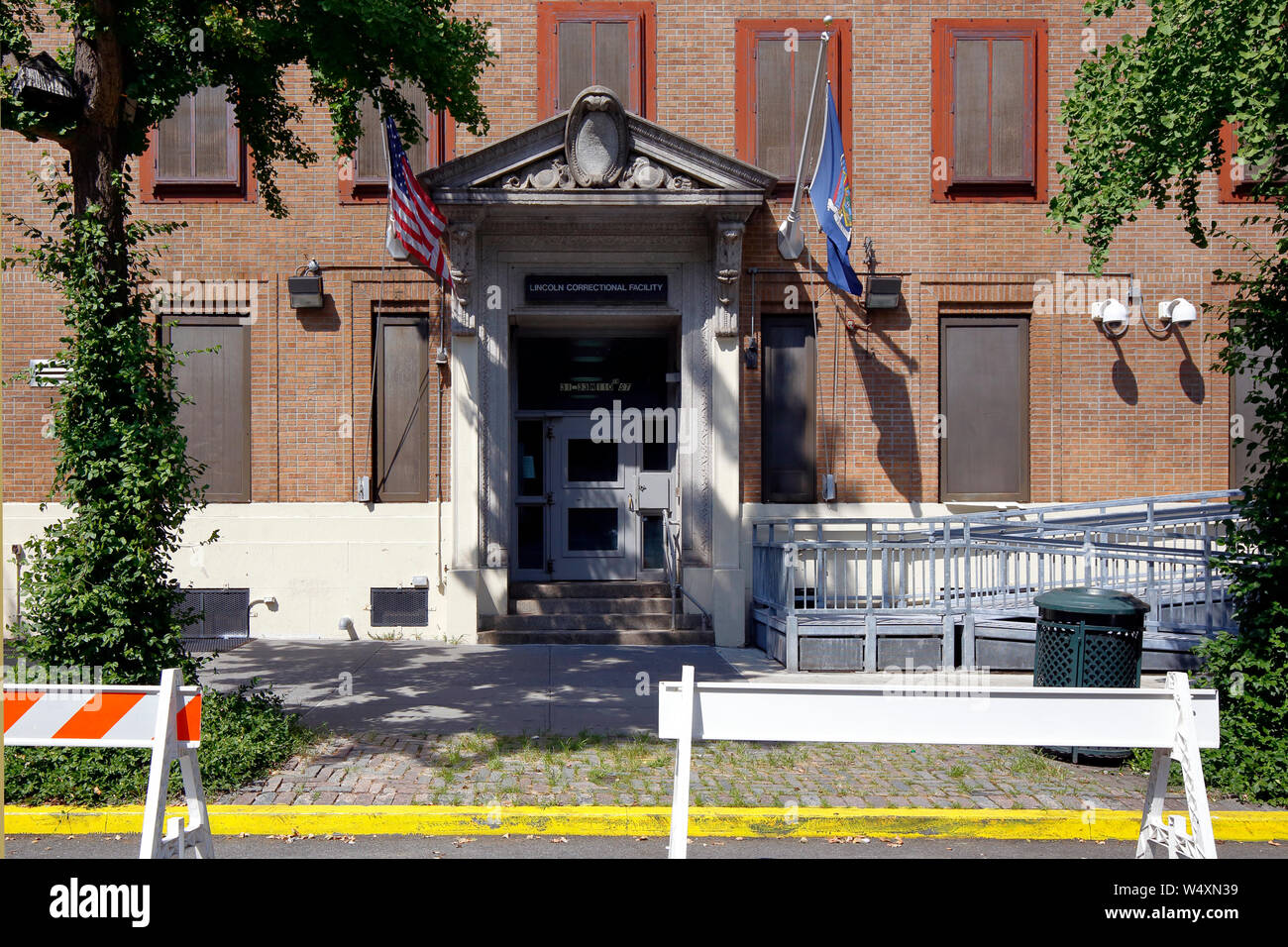Lincoln Correctional Facility, 31-33 West 110th St, New York, NY devanture extérieure d'une prison pour mineurs dans le quartier de Harlem à Manhattan. Banque D'Images