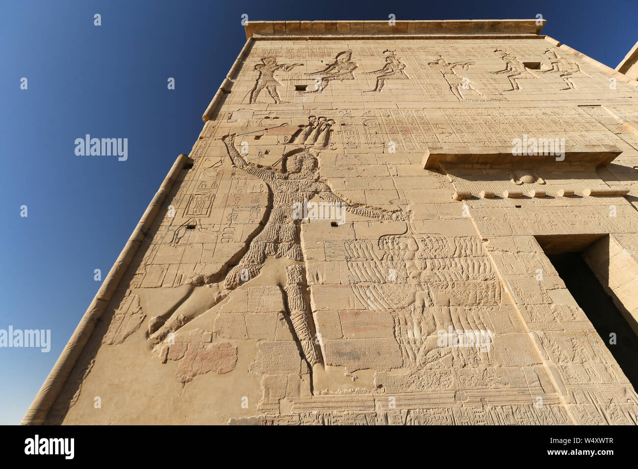 Scène dans le temple de Philae, la Ville d'Assouan, Egypte Banque D'Images