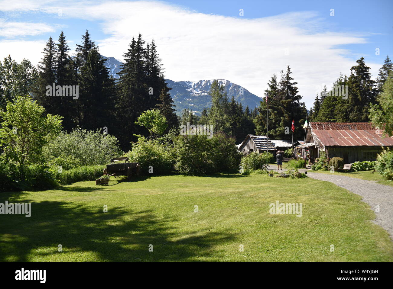 Girdwood, AK, États-Unis d'Amérique. Le 21 juin 2019. Crow Creek Mine d'hydraulique est. vers 1896 la production de 700 184 grammes par mois au maximum de fonctionnement. Aujourd'hui, gold pan Banque D'Images