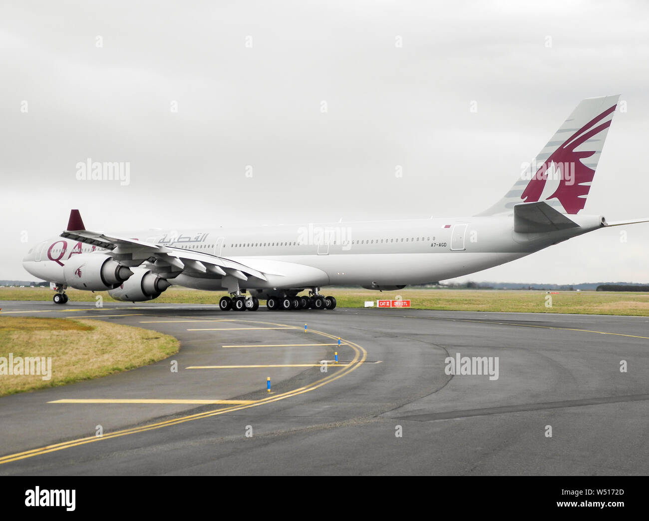 Tarmac charles de gaulle airport Banque de photographies et d’images à