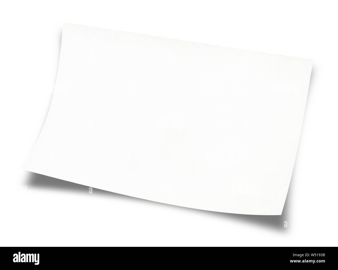 Feuille de papier blanc isolé sur fond blanc Banque D'Images