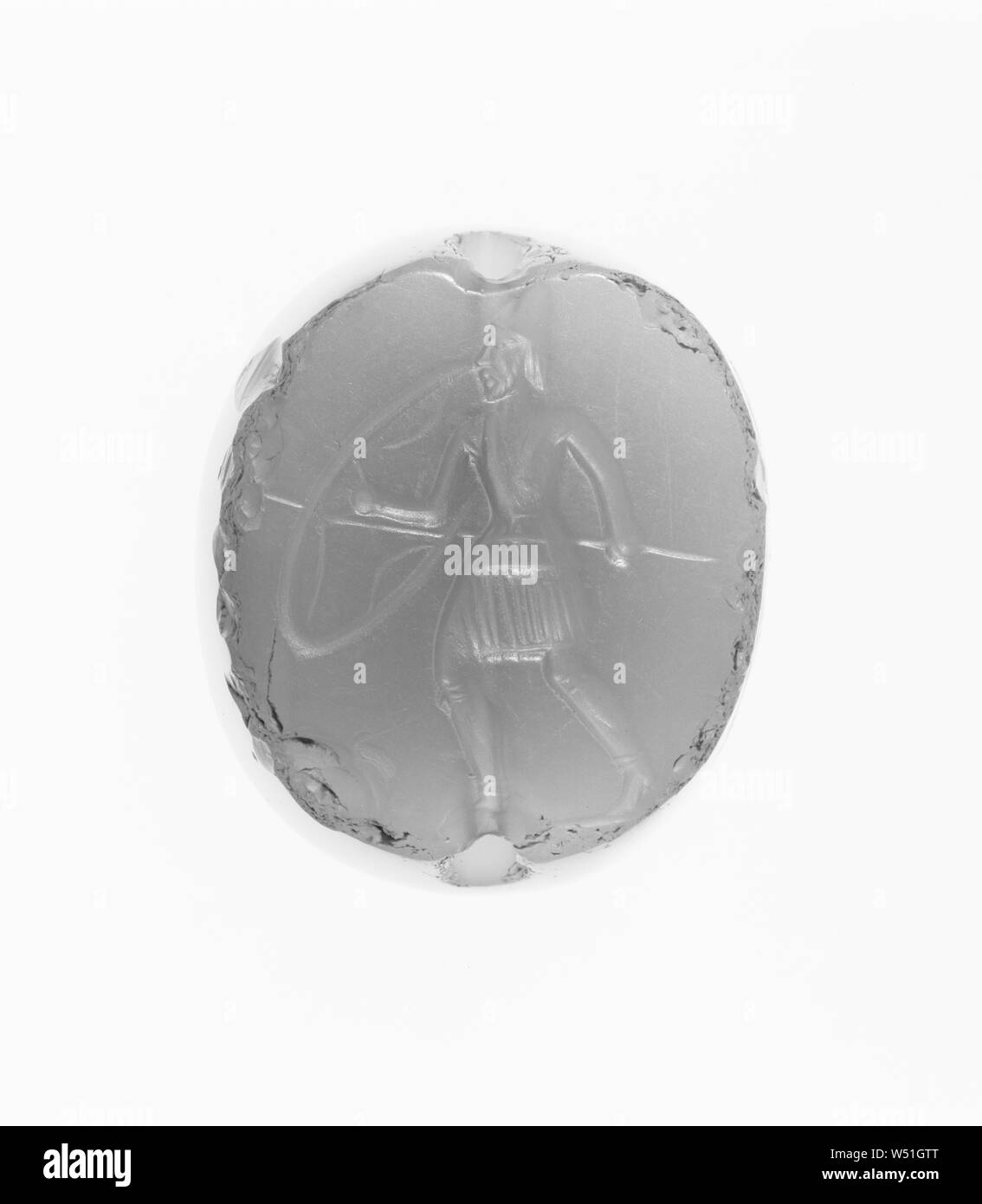 Scaraboid gravé, inconnu, 4ème siècle avant J.-C., calcédoine gris, 2,8 × 2,5 × 1,4 cm (1 1/8 × 15/16 × 9/16 in Banque D'Images