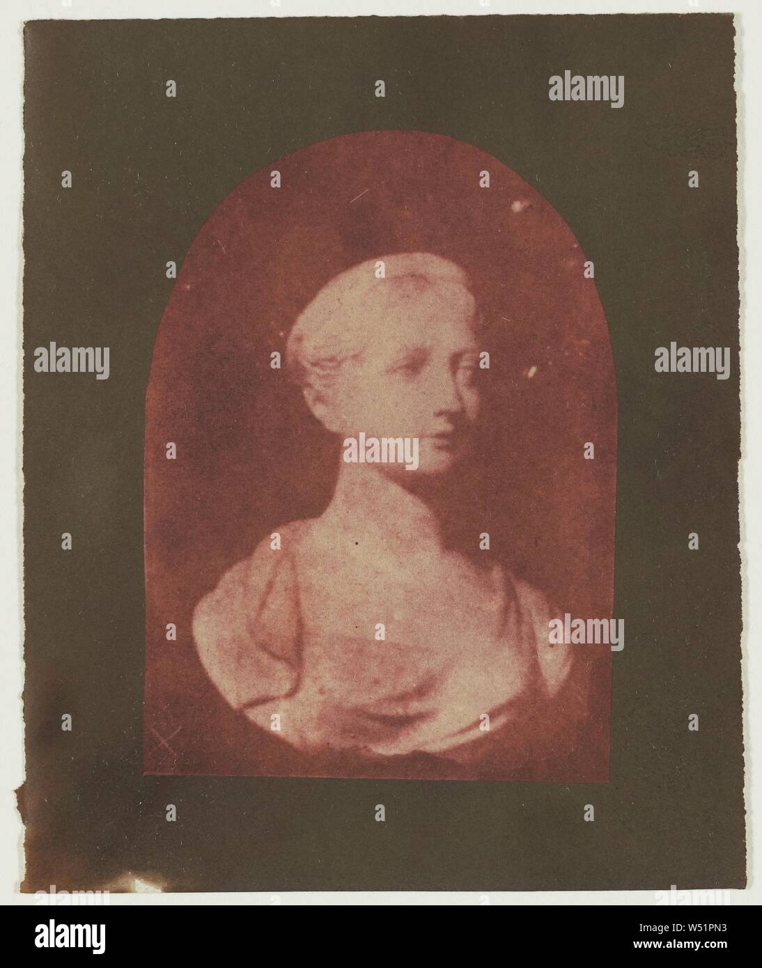 Buste d'une jeune femme britannique, William Henry Fox Talbot (anglais, 1800 - 1877), 1840, sur papier salé imprimer à partir d'un dessin photogénique négatif, 8,4 × 6,2 cm (3 5/16 x 2 7/16 in Photo Stock