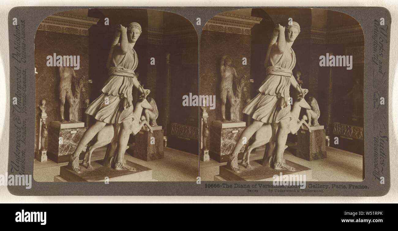 Le Diana de Versailles, galerie du Louvre, Paris, France., Underwood & Underwood (américain, 1881 - 1940), vers 1900, tirage argentique Banque D'Images