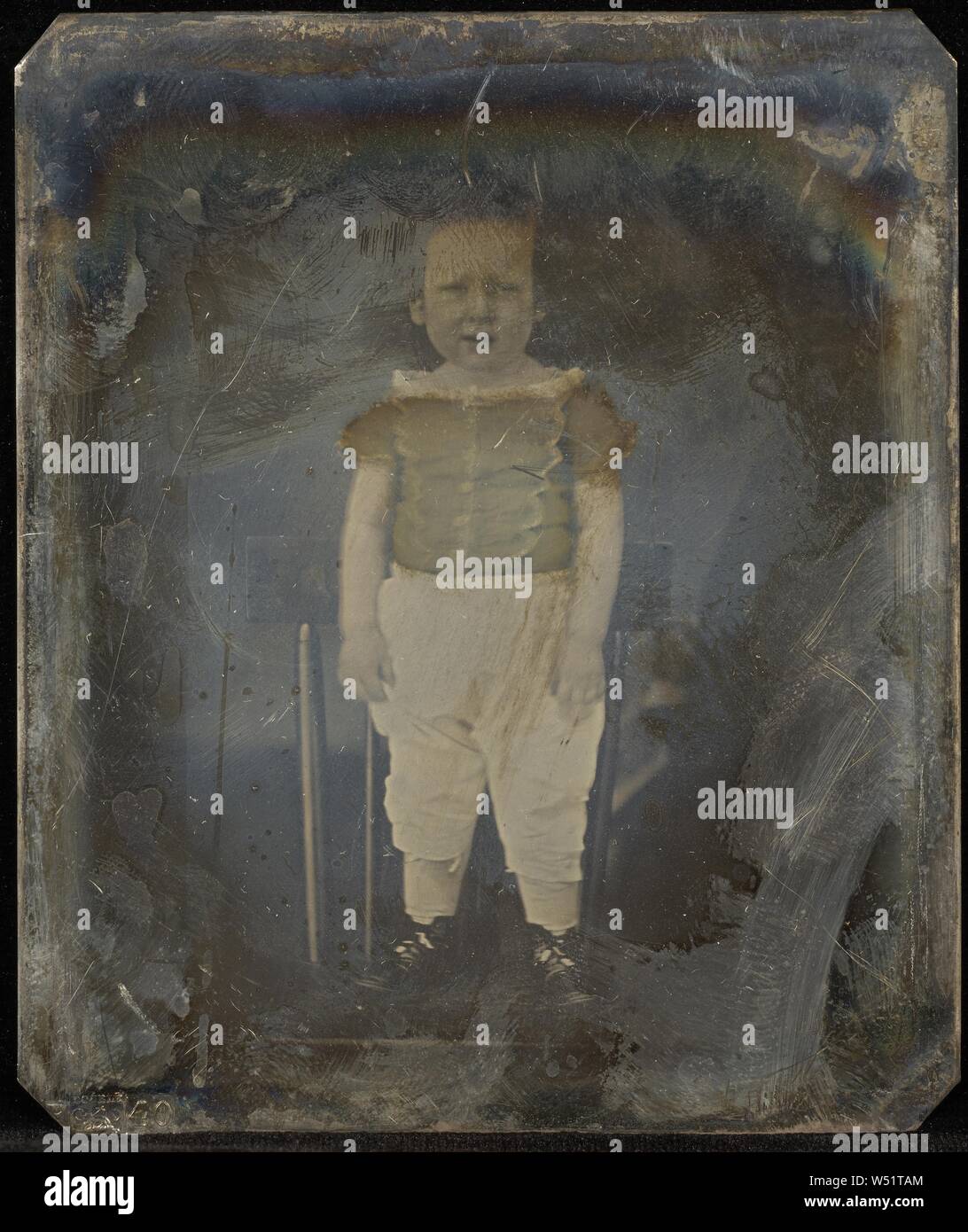 Portrait d'un petit garçon, Jacob Byerly (américain, 1807 - 1883), vers 1855, daguerréotype, 8,1 × 6,8 cm (3 3/16 x 2 11/16 in Banque D'Images