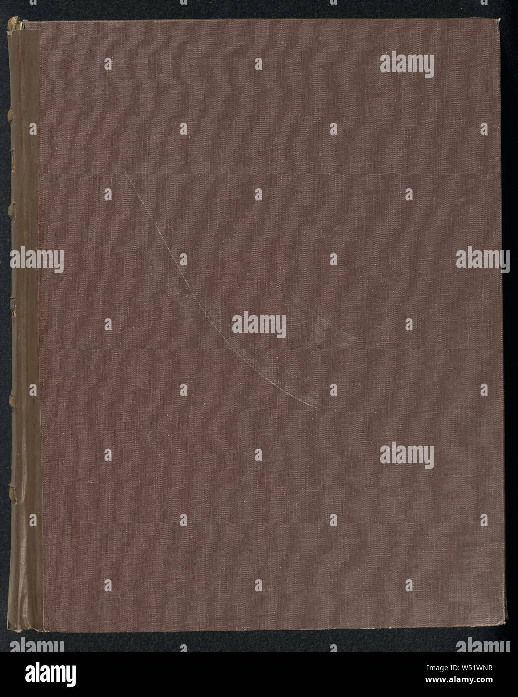 L'Inde. Colonne vertébrale (titre) Vues de l'Inde, la plupart par Bourne, en 2 volumes Un volume., Samuel Bourne (anglais, 1834 - 1912), R. Phillips (britannique, active l'Inde 1860), John H. Doyle (britannique, active l'Inde 1872 - 1886), du Sri Lanka, vers 1866, à l'albumine argentique, fermé : 47 × 38,5 × 4,5 cm (18 1/2 x 15 3/16 x 1 3/4 in Banque D'Images