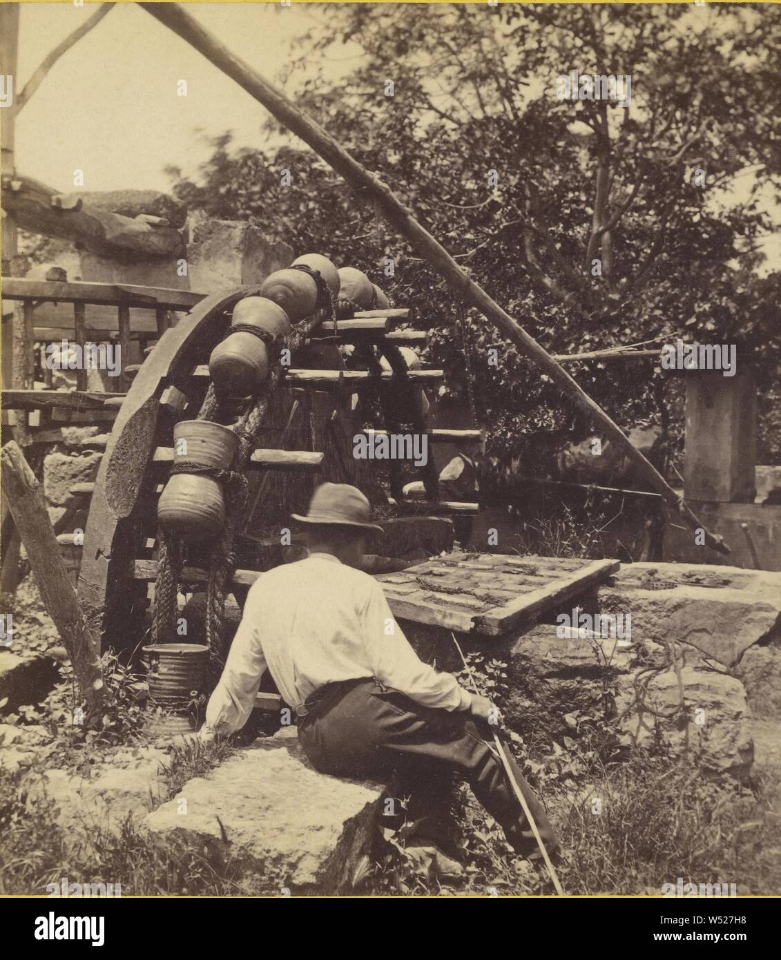 Cordova - Une roue de l'eau. Le même que celui utilisé dans l'Egypte pour élever l'eau pour l'irrigation., Frank Mason Bon (anglais, 1839 - 1928), vers 1870, à l'albumine argentique Banque D'Images
