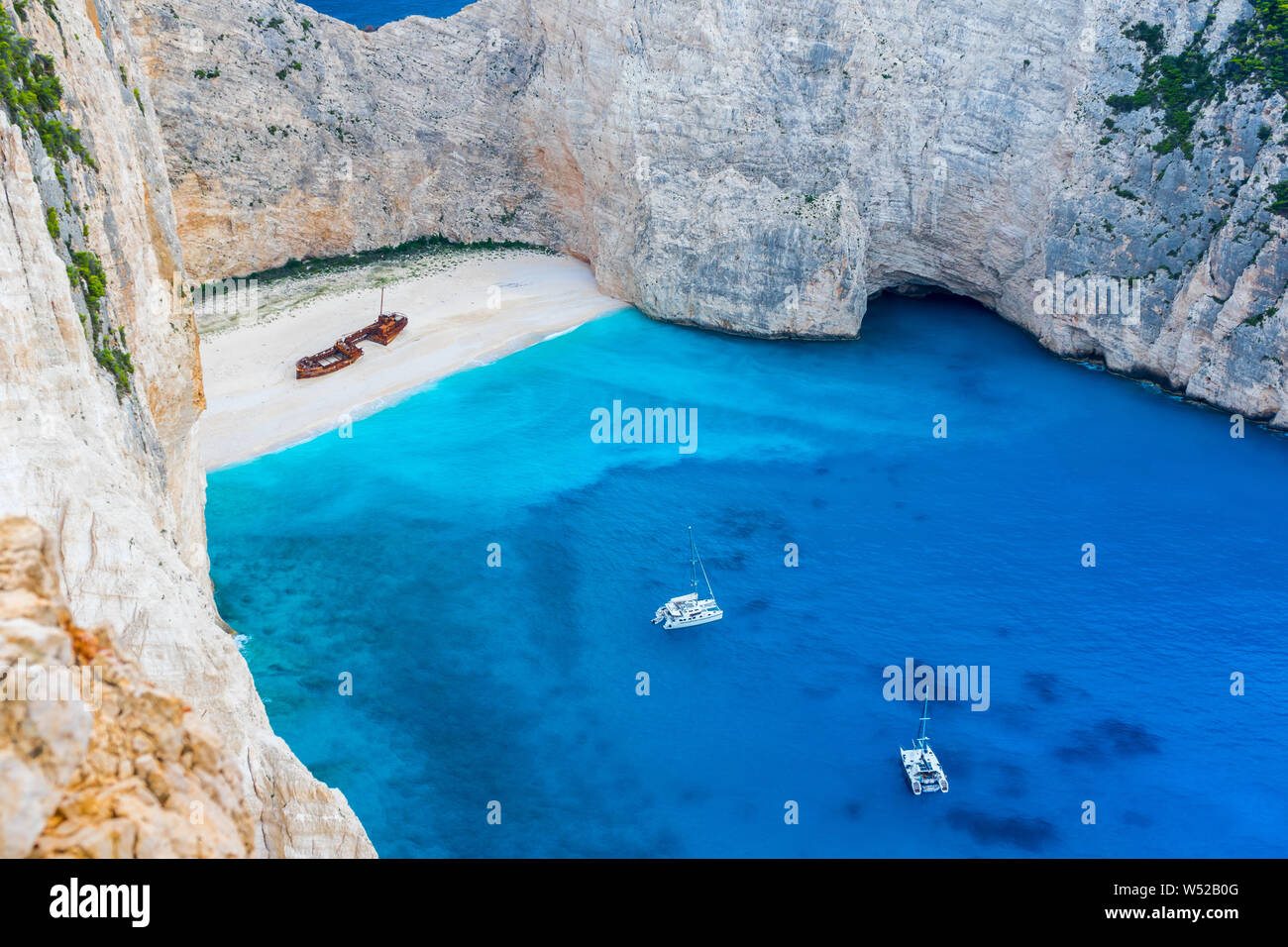Grèce, Zante, l'atmosphère magique de la baie de navagio beach vide à
