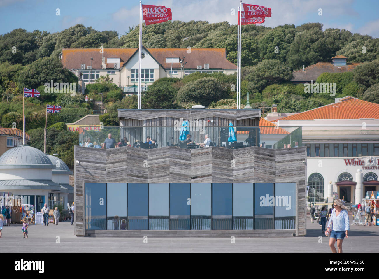 Le prix Stirling 2017 Hastings Pier par dRMM gagnante la pratique du design. Photos : Phillip Roberts Banque D'Images