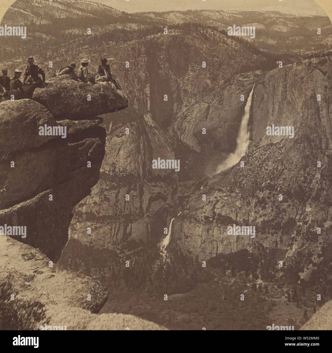 Près d'un kilomètre vers le bas et qu'une étape, Yosemite de Glacier Point, calcarea, Strohmeyer & Wyman, 1894, à l'albumine argentique Banque D'Images