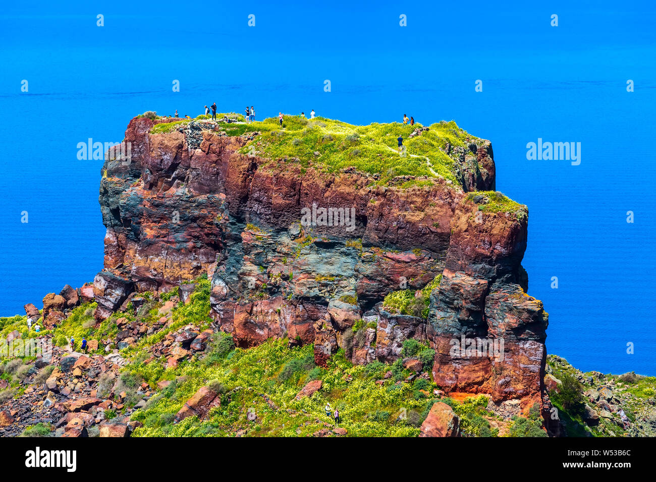 Santorin, Grèce, Skaros rock et la mer en arrière-plan Banque D'Images