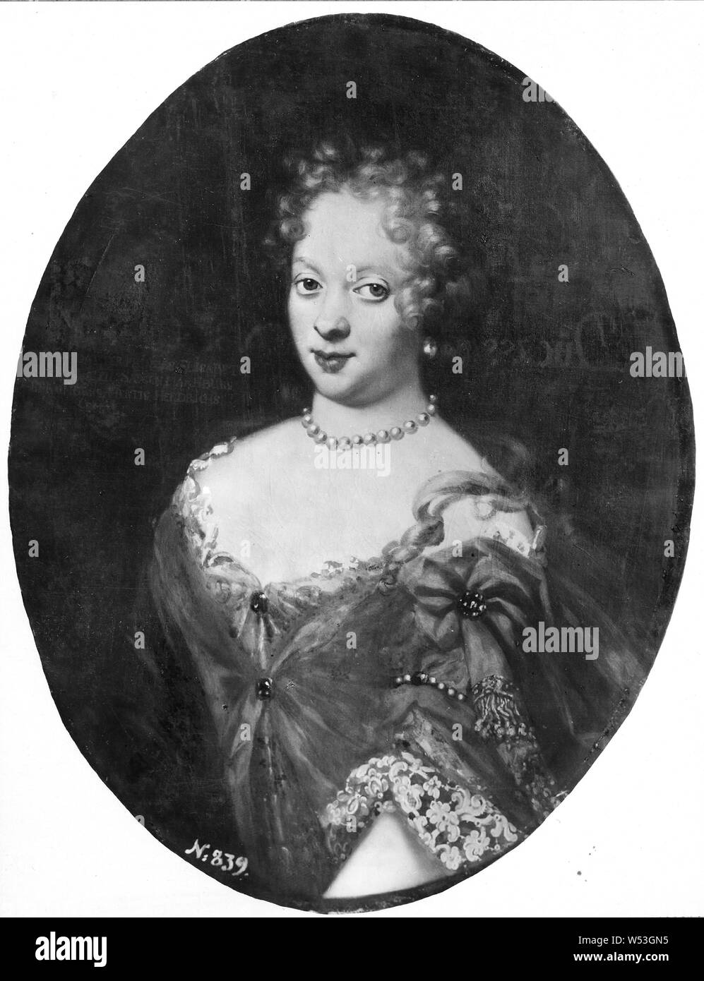 Attribué à David von Krafft, Elisabeth, 1668-1738, princesse de Mecklenburg-Güstrow, peinture, huile sur toile, hauteur, 83 cm (32,6 po), largeur, 64 cm (25,1 pouces) Banque D'Images