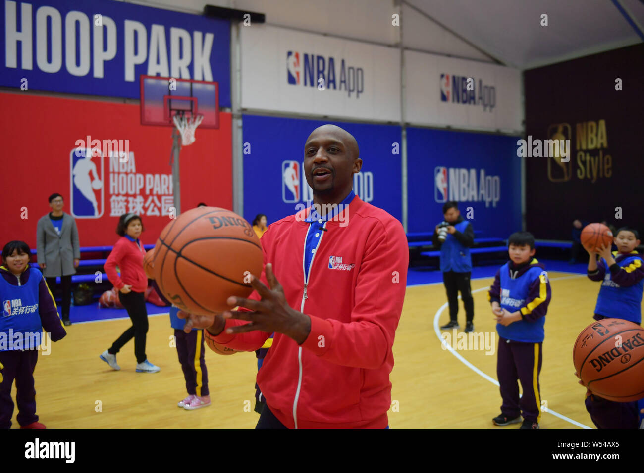 Joueur américain professionnel de basket-ball NBA Jason Terry assiste à un événement de bienfaisance à Changsha city, Hunan province du centre de la Chine, 14 janvier 2019. Banque D'Images