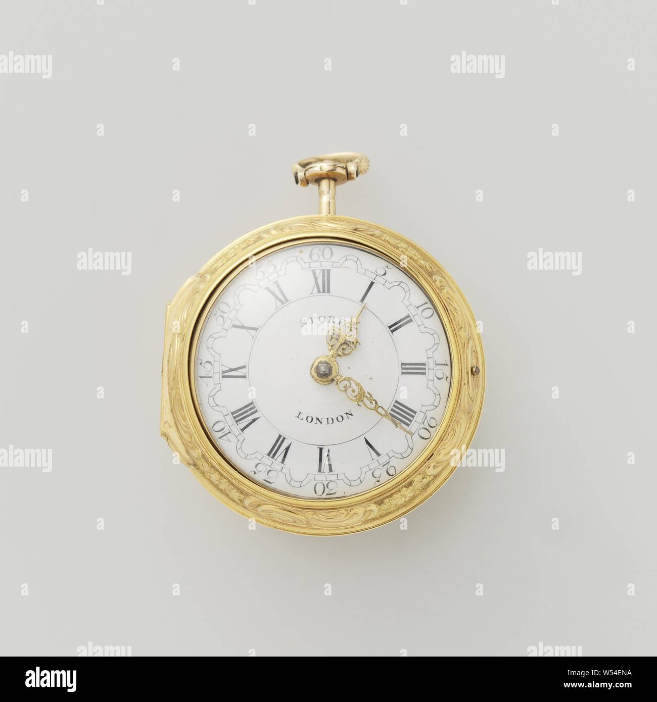 Regarder avec le jugement de Paris, montre de l'or en cas de double. Une scène passionnée décrivant le jugement de Paris sur l'armoire, William Story, Londres, c. 1774 et/ou 1774, de l'or (métal), d 4 cm d 5 cm Banque D'Images