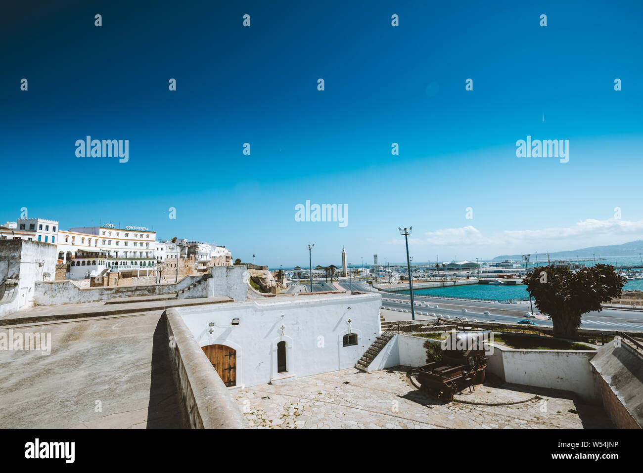 Vue de Tanger, Maroc, des anciens remparts Banque D'Images