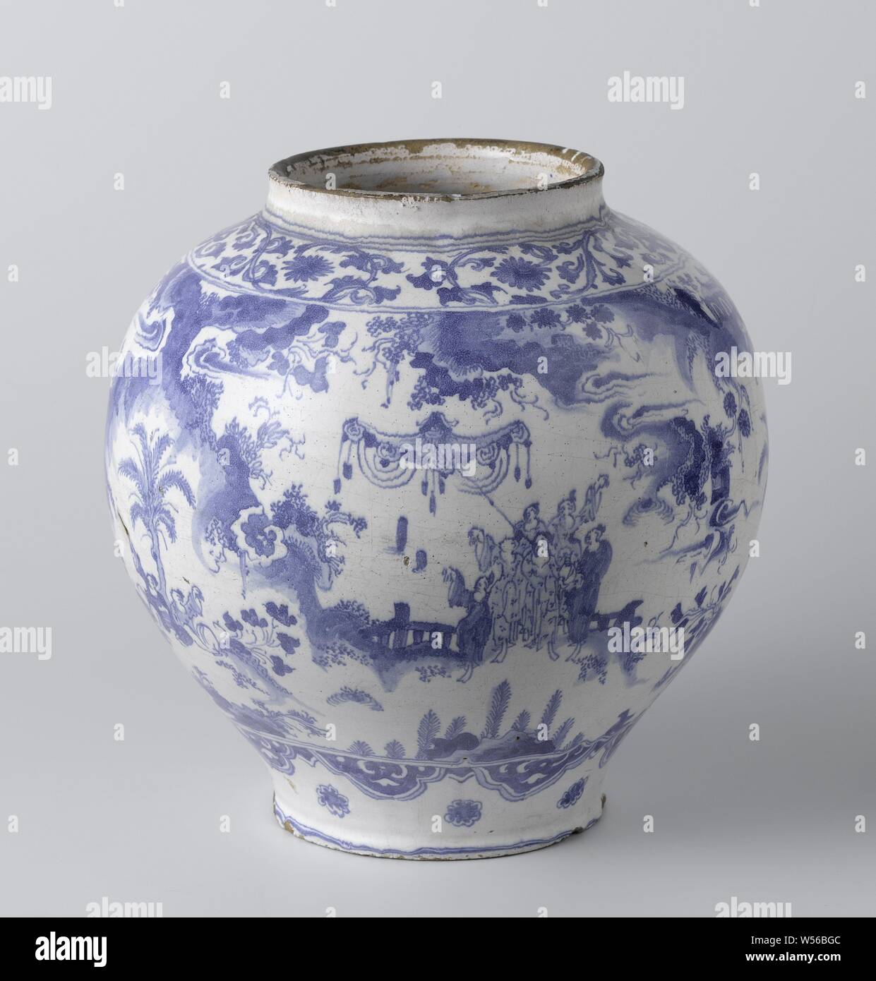 Pot, Pot de céramique avec une décoration basée sur la porcelaine chinoise à partir de la période de transition., anonyme, Delft, c. 1650 - c. 1675, d 28 cm × 14,5 cm × h d 30 cm Banque D'Images