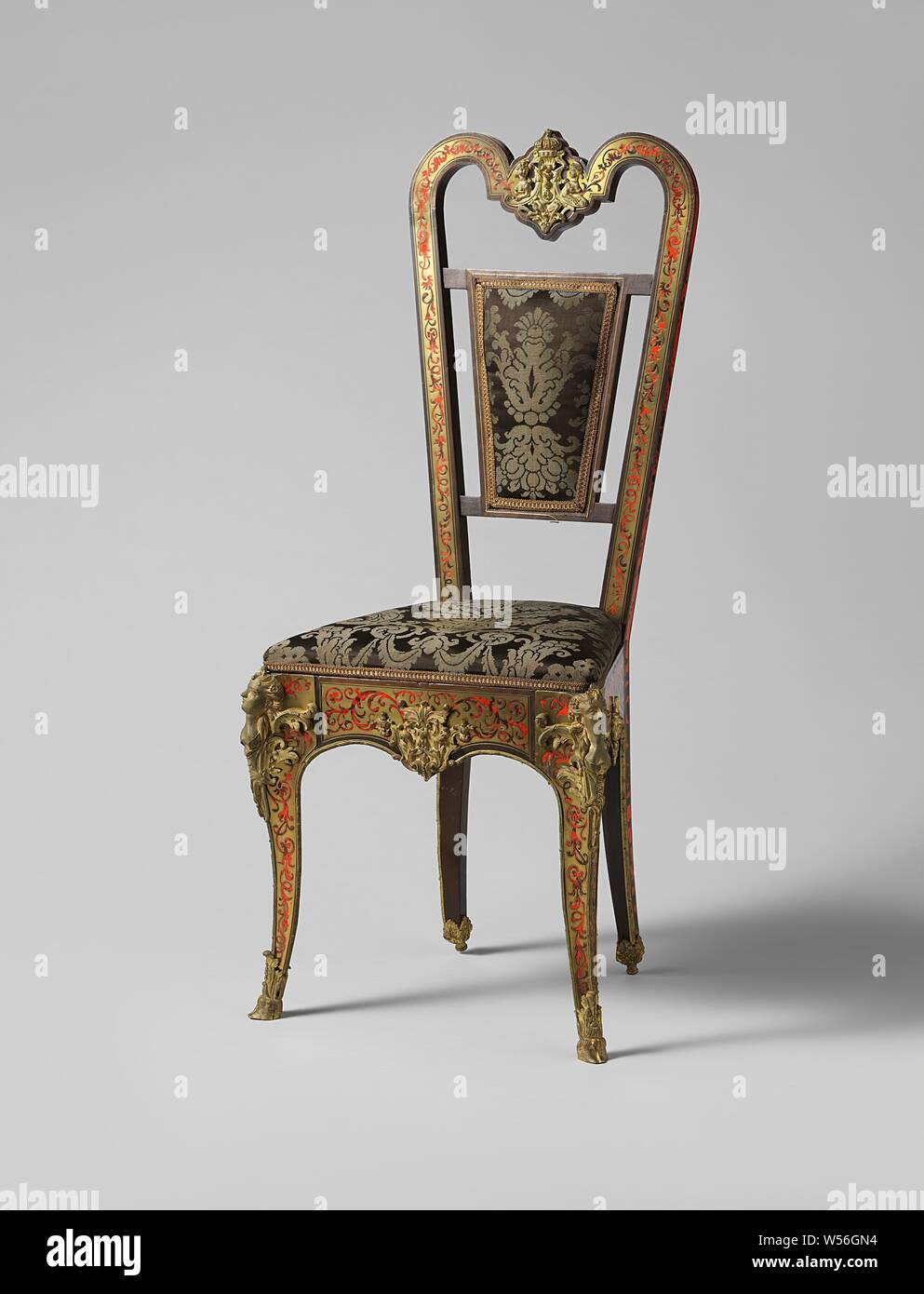 Placage d'ébène chaise avec marqueterie Boulle, placage d'Ébène chaise avec marqueterie Boulle. La présidence est estampillé W., anonyme, 1800 - 1900, de l'ébène (bois), le bois (matière végétale), laiton (alliage), dorure (matériau), soie, dorure, h 112,5 cm × w 51 cm × d 41 cm × H 51 cm × w 46 cm d 35 cm Banque D'Images