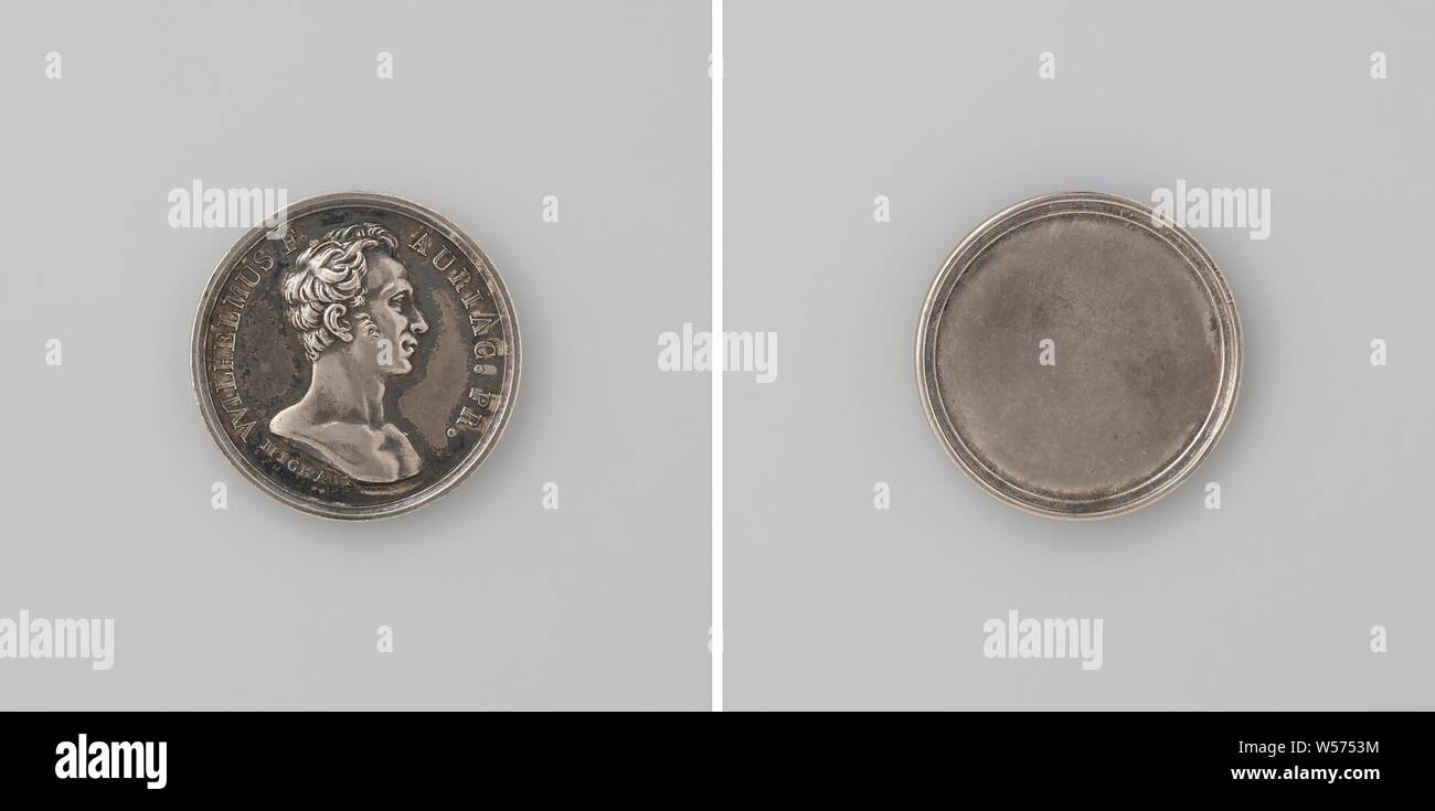 Frederik Willem I, Roi des Pays-Bas, unilatérale, médaille d'argent. A l'avant : le buste de l'homme à l'intérieur de l'intérieur. Inverse : vierge, Willem Frederik I (Roi des Pays-Bas), Auguste François Michaut, Pays-Bas, 1820, de l'argent (métal), frappant (métallurgie), d 1,8 cm × W 2,83 Banque D'Images