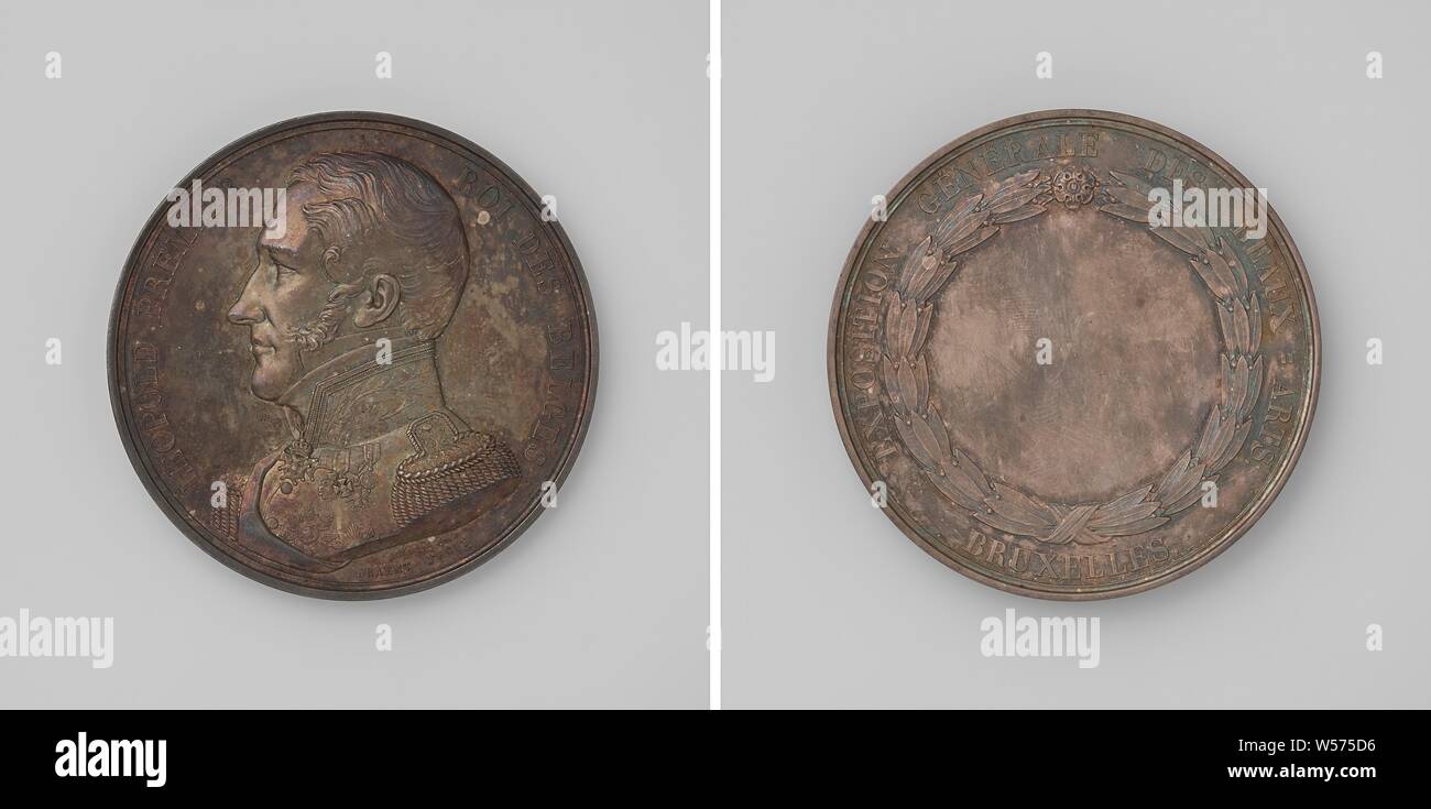 L'exposition générale des beaux-arts de Bruxelles, en l'honneur de Léopold Ier, Roi des Belges, médaille d'argent. A l'avant : le buste de l'homme à l'intérieur de l'intérieur. Inverse : un espace vide à l'intérieur de la couronne de myrte et d'inscription, Bruxelles, Léopold I (Roi des Belges), Joseph Pierre Braemt, 1840, de l'argent (métal), frappant (métallurgie), d 6,8 cm × w 1022 Banque D'Images